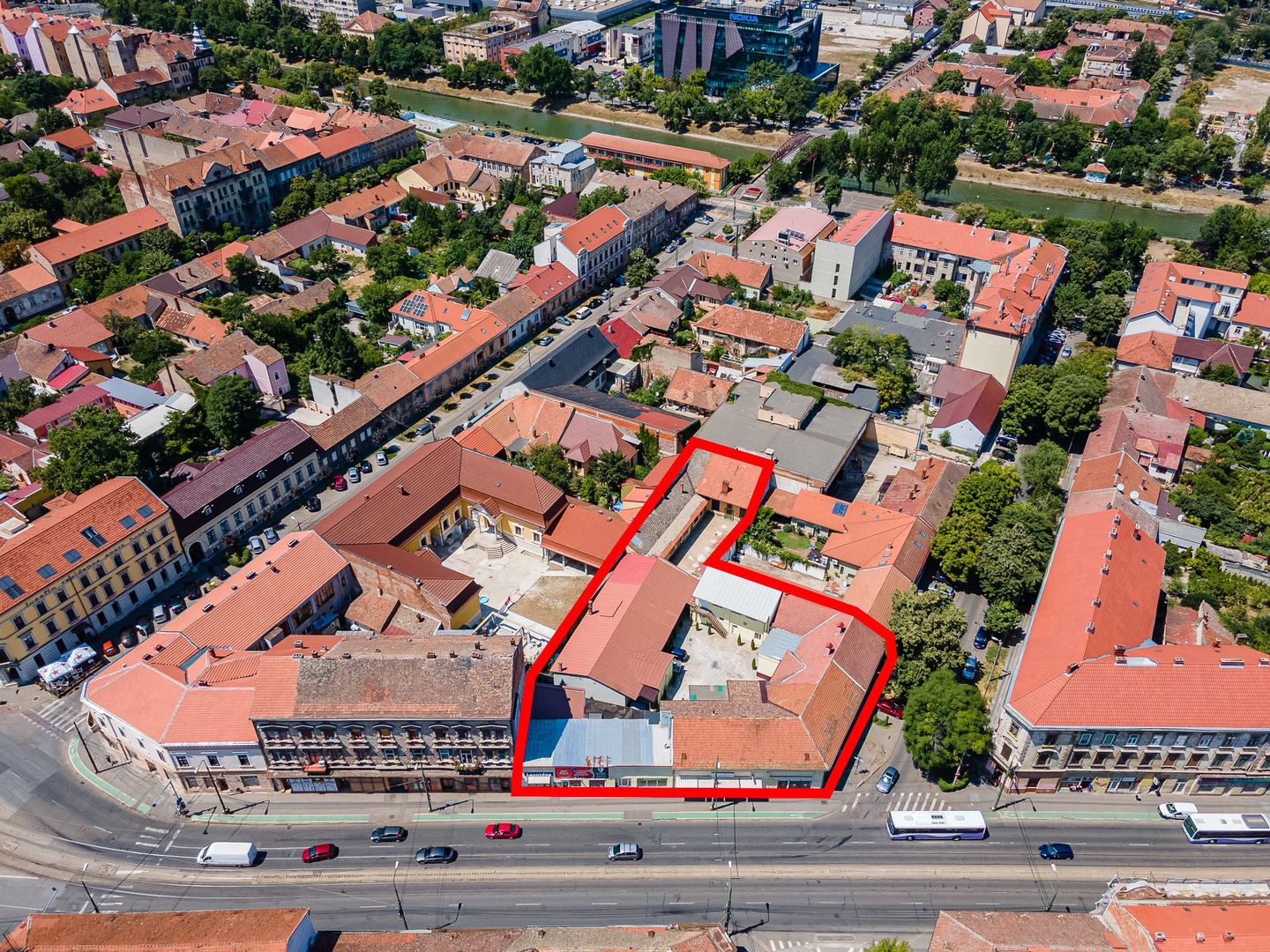 INCHIRIAT - Spatiu comercial VITRAT | 63 mp | Vitrina 6 m | P-ta Maria | Com 0% - Poză 2