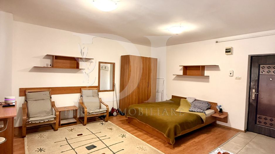 Apartament cu o cameră - Poză 2