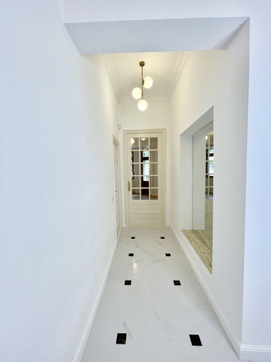 Apartament in vila / 4 camere decomandat / Gradina Icoanei / Dacia - Poză 13