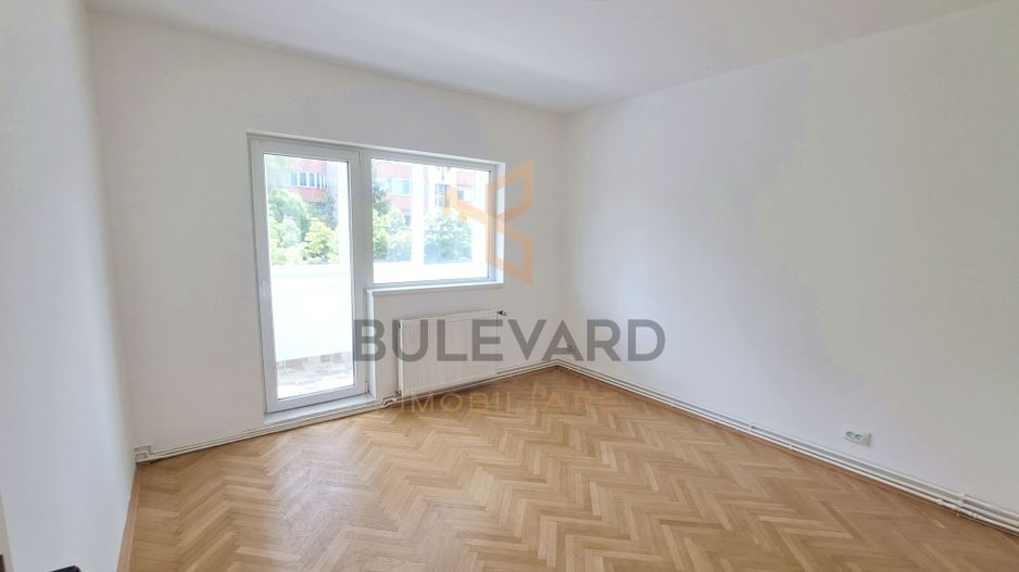 Apartament 3 camere zona Piata Cipariu! Renovat! - Poză 17