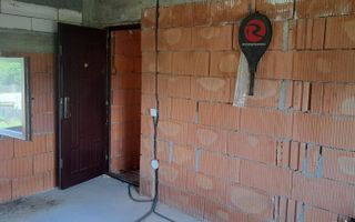 VILA 4 CAMERE, TEREN 787 MP, PISCANI, ARGES - Poză 11