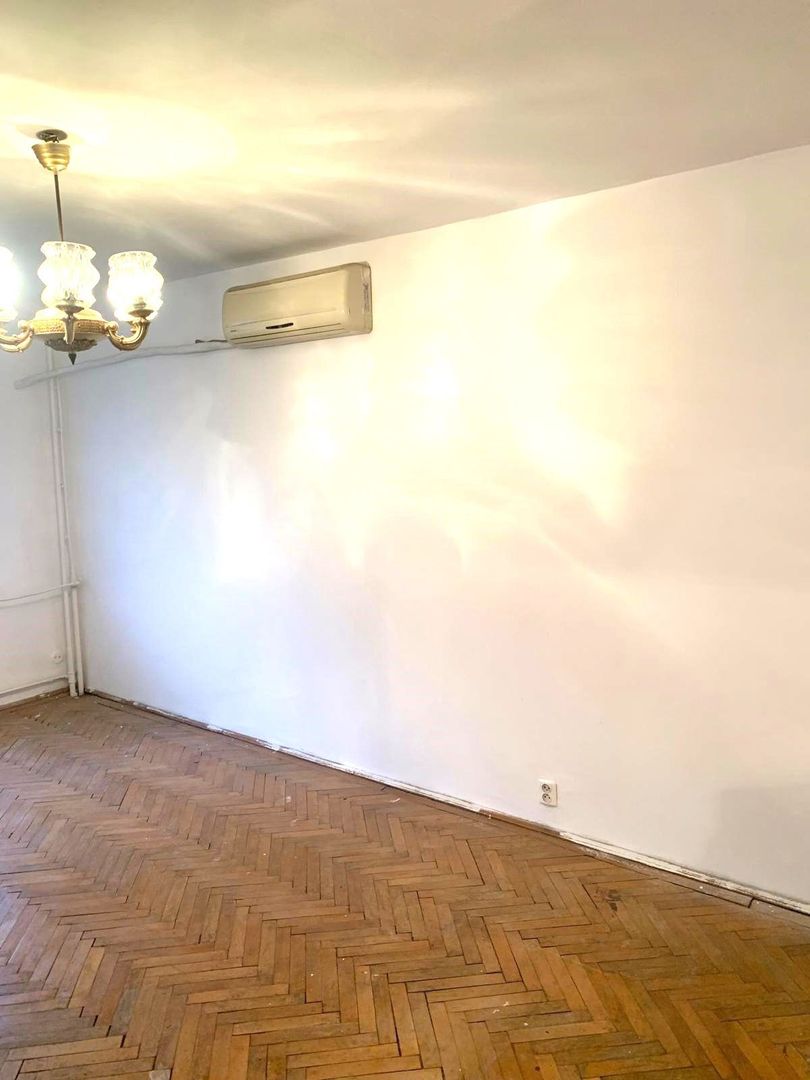Vanzare Apartament 3 Camere Calea Vitan Bloc Solid 1987 5 Min Metrou Mihai Bravu - Poză 7