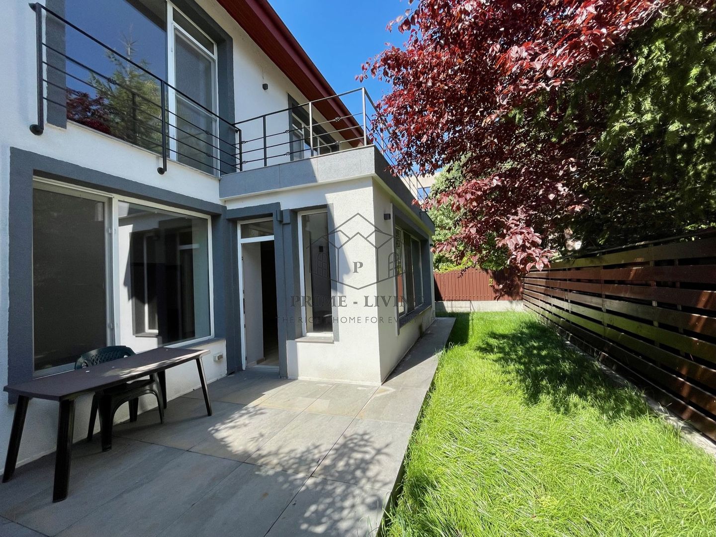 VILA CU 4 DORMITOARE LA INCHIRIERE IN COMPLEX REZIDENTIAL - Poză 6