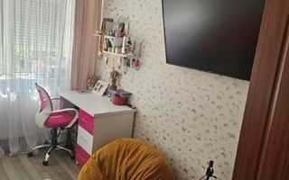 Apartament 3 camere Decomandat - Poză 14