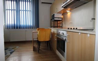 Se afla la 5 minute de Complex, ideal pentru studenti, centrala proprie - Poză 10