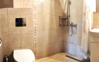 Casa formata din doua apartamente , recent renovata, zona AFI 110 mp - Poză 3