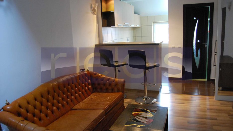 VANZARE - APARTAMENT 3 CAMERE- DOROBANTI - Poză 2