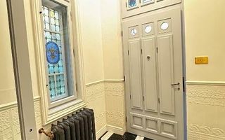 Apartament in vila  - renovat lux , 4 camere - Poză 2