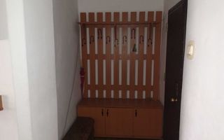 Apartament spațios, central, ideal pentru familie sau investiție! - Poză 3