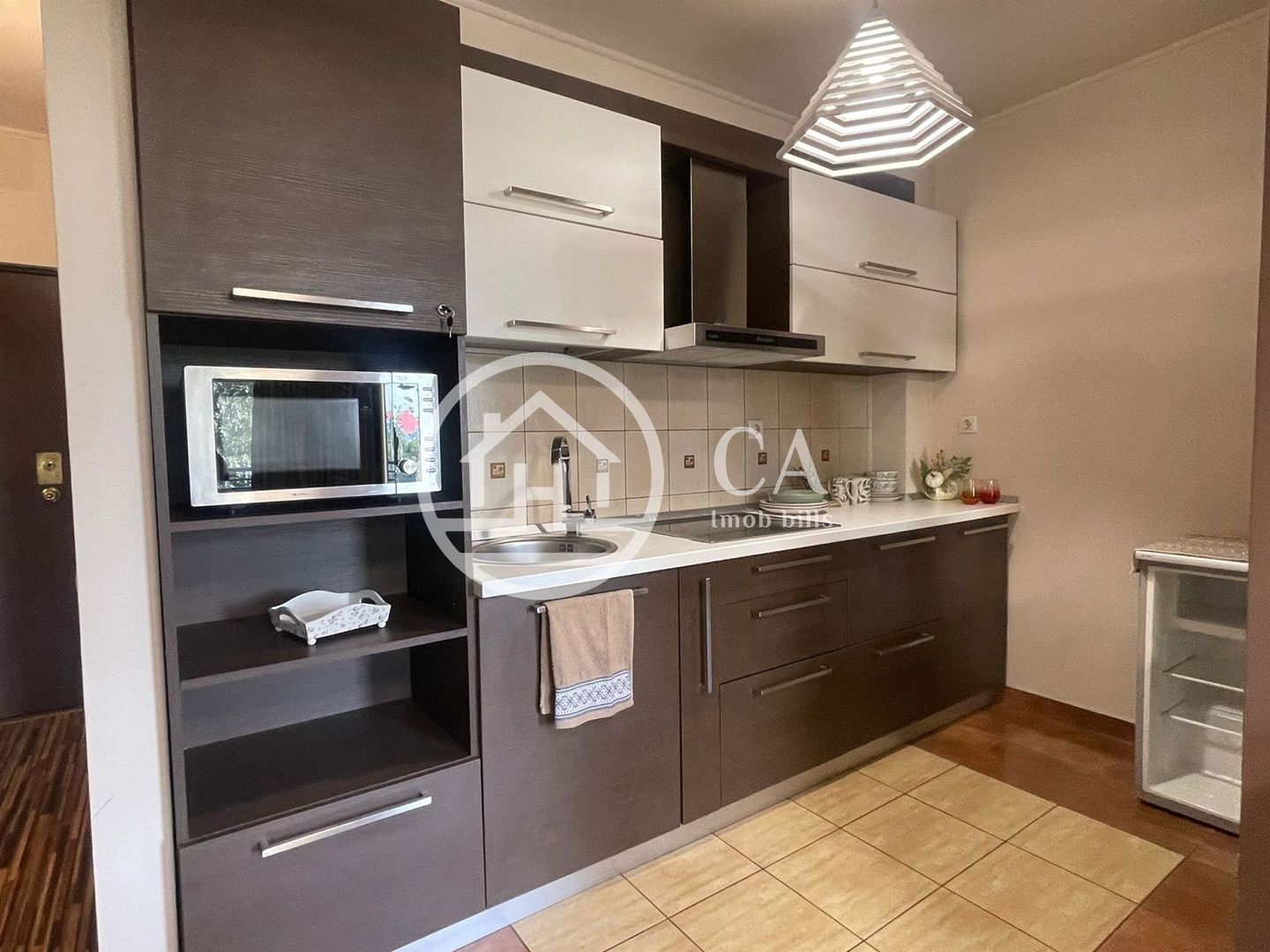 Apartament cu o camere de inchiriat in cartierul Luceafarul, Oradea - Poză 6