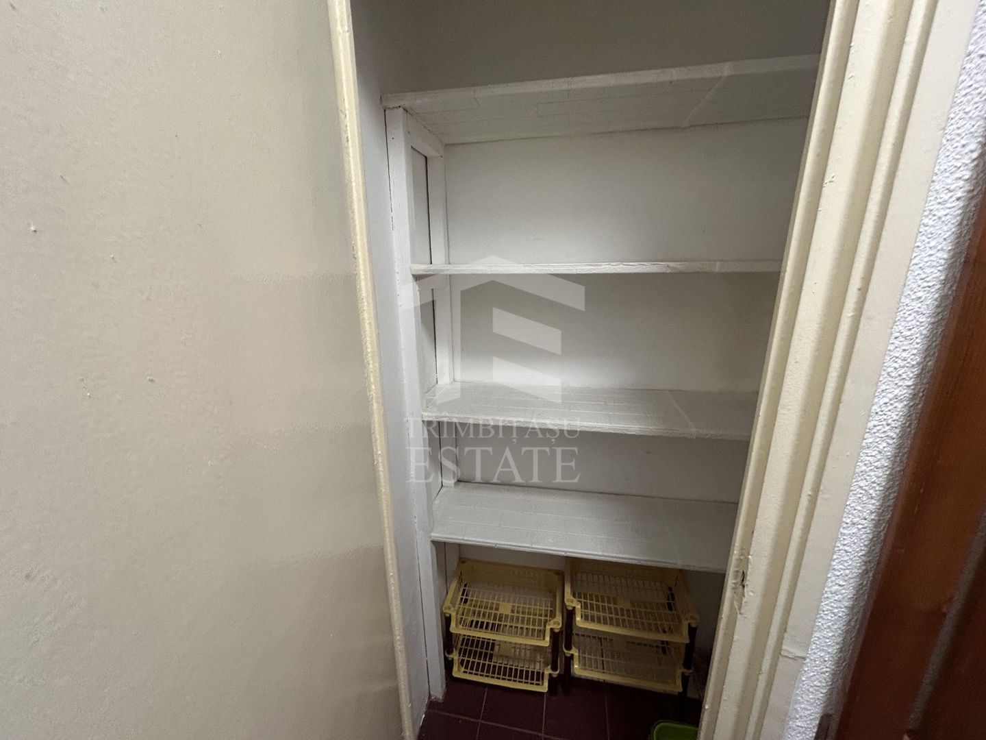 3 Camere Vatra Luminoasa - Poză 9