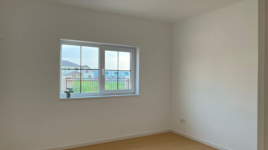 Casa Dumbravita cu 4 dormitoare si teren de 350mp - Poză 11