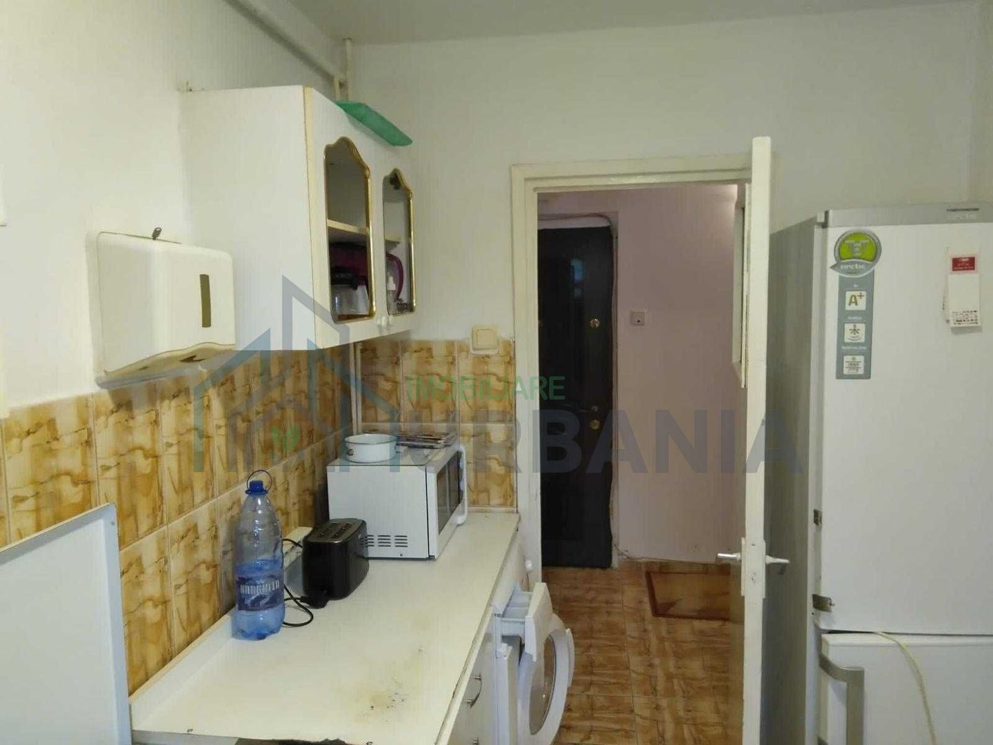 Apartament 3 camere, semidecomandat, în zona Podul de Piatra, Iași - Poză 2