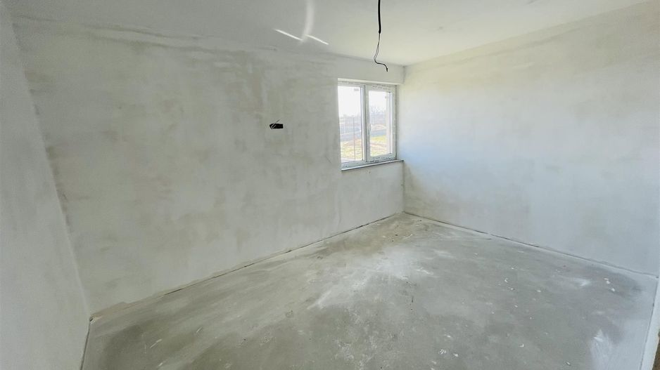 Casa P semifinisata ï¿½n comuna Paleu - Poză 7