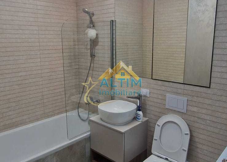 Apartament spațios de închiriat, 3 camere, cartier Tractorul - Poză 7