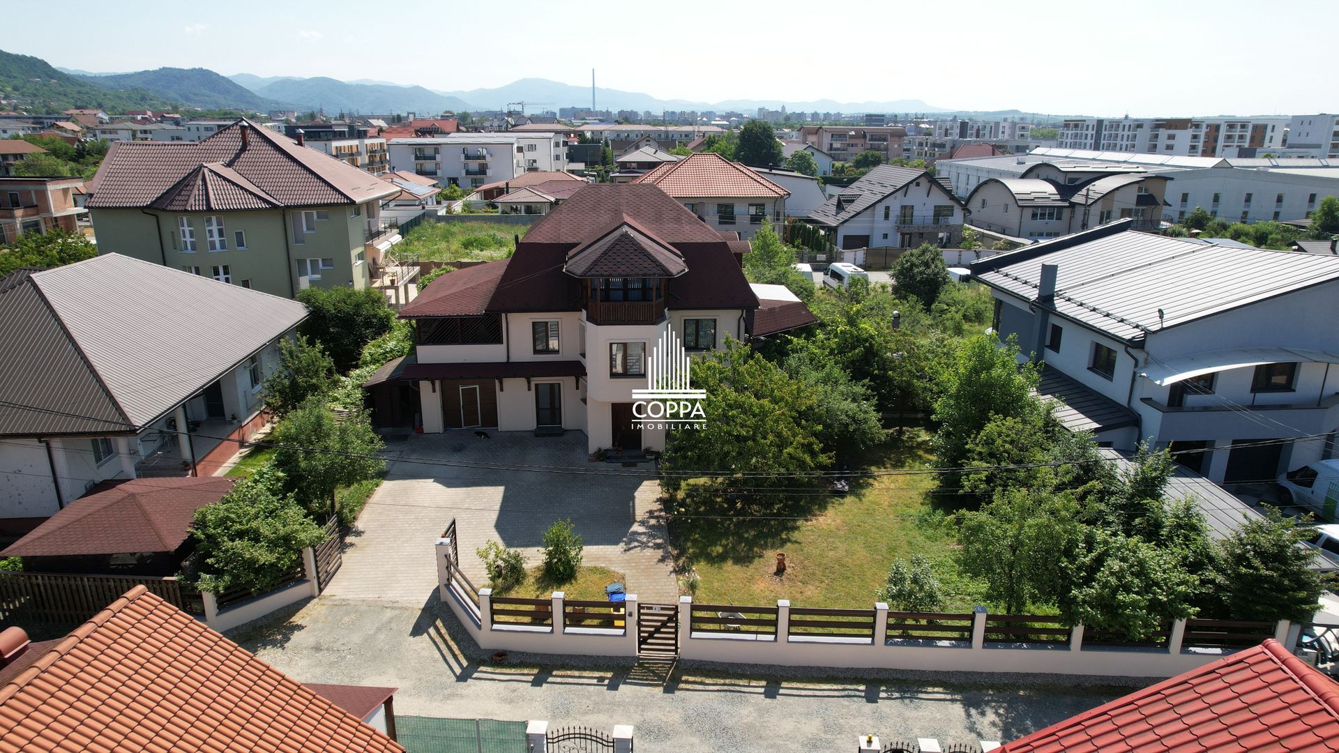 Casă superbă/ str Lămâiței/ Baia Mare/  Comision 0% - Poză 1