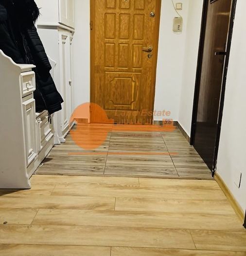 4 camere in bloc reabilitat Gorjului - Poză 7