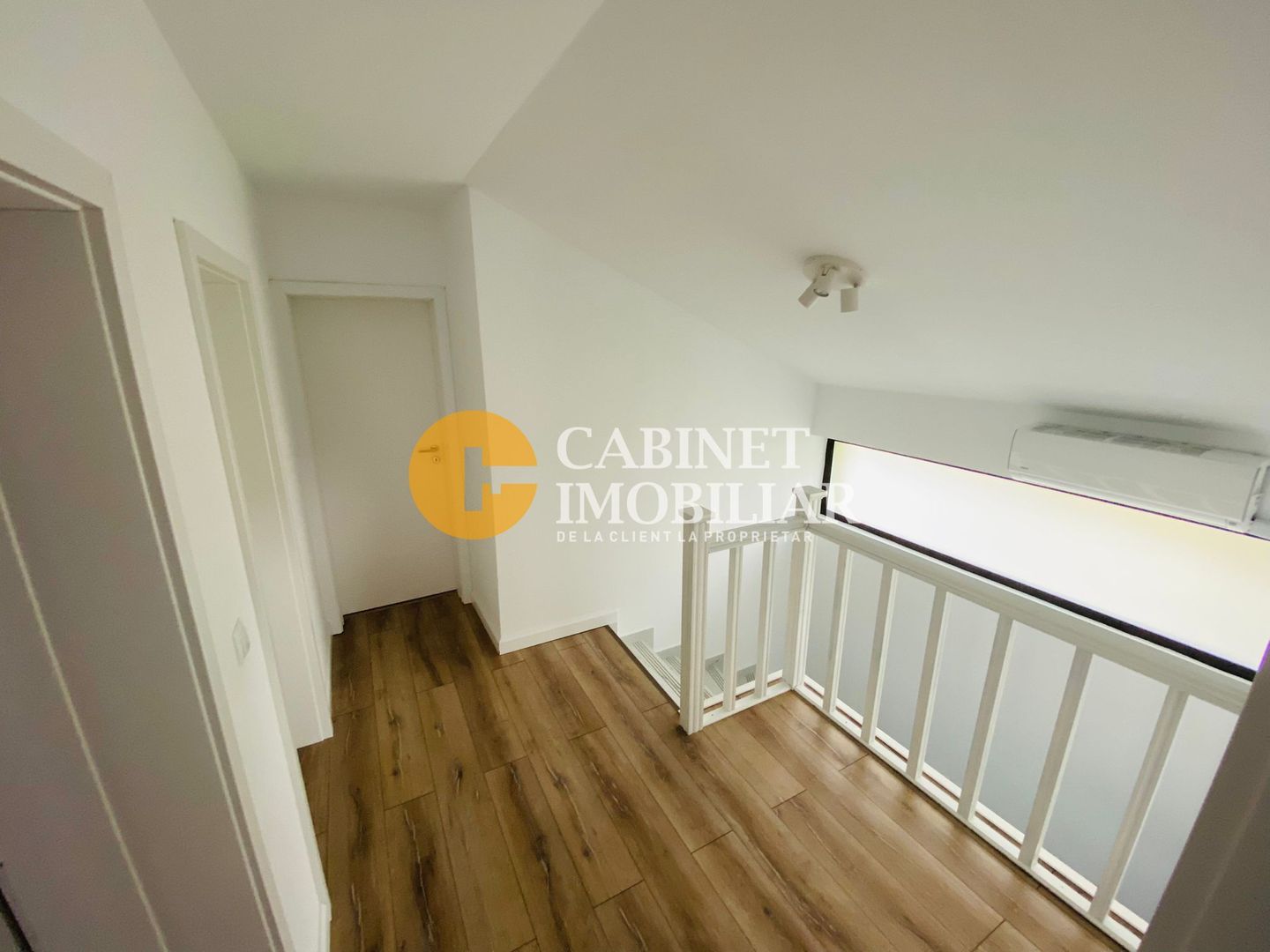 Casa individuala Breazu - 4 camere - 120mp utili - complet mobilata - Poză 9