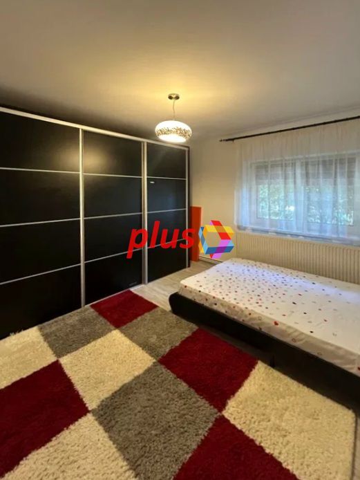 Apartament cu patru camere, zona Florilor/Craiter , 80 mp - Poză 5