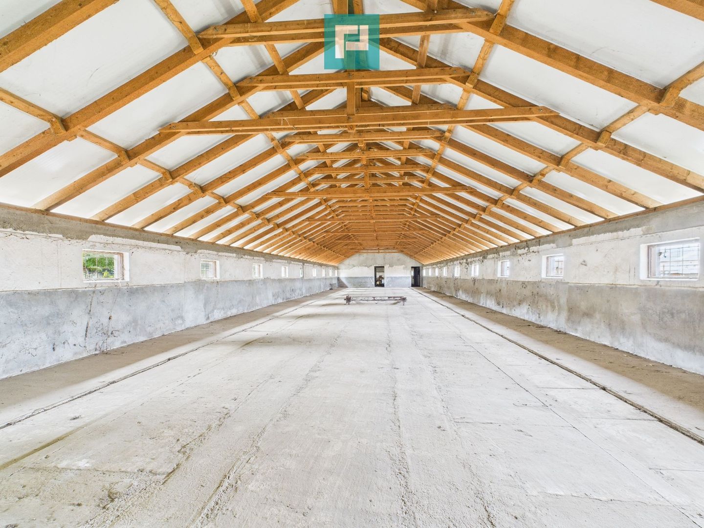 Hală pentru producție / fermă zootehnică  - Variaș - Poză 8