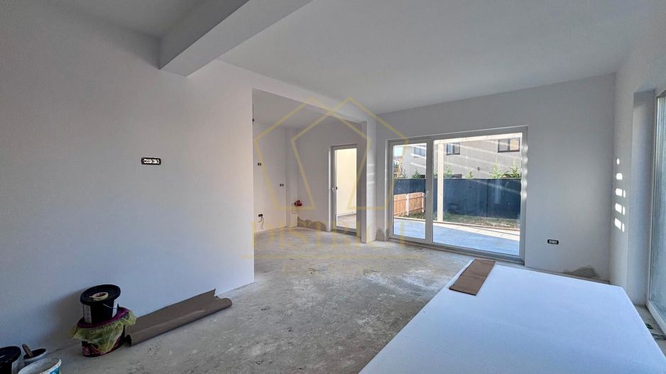 Duplex modern cu 5 camere | Dumbravita - Poză 2