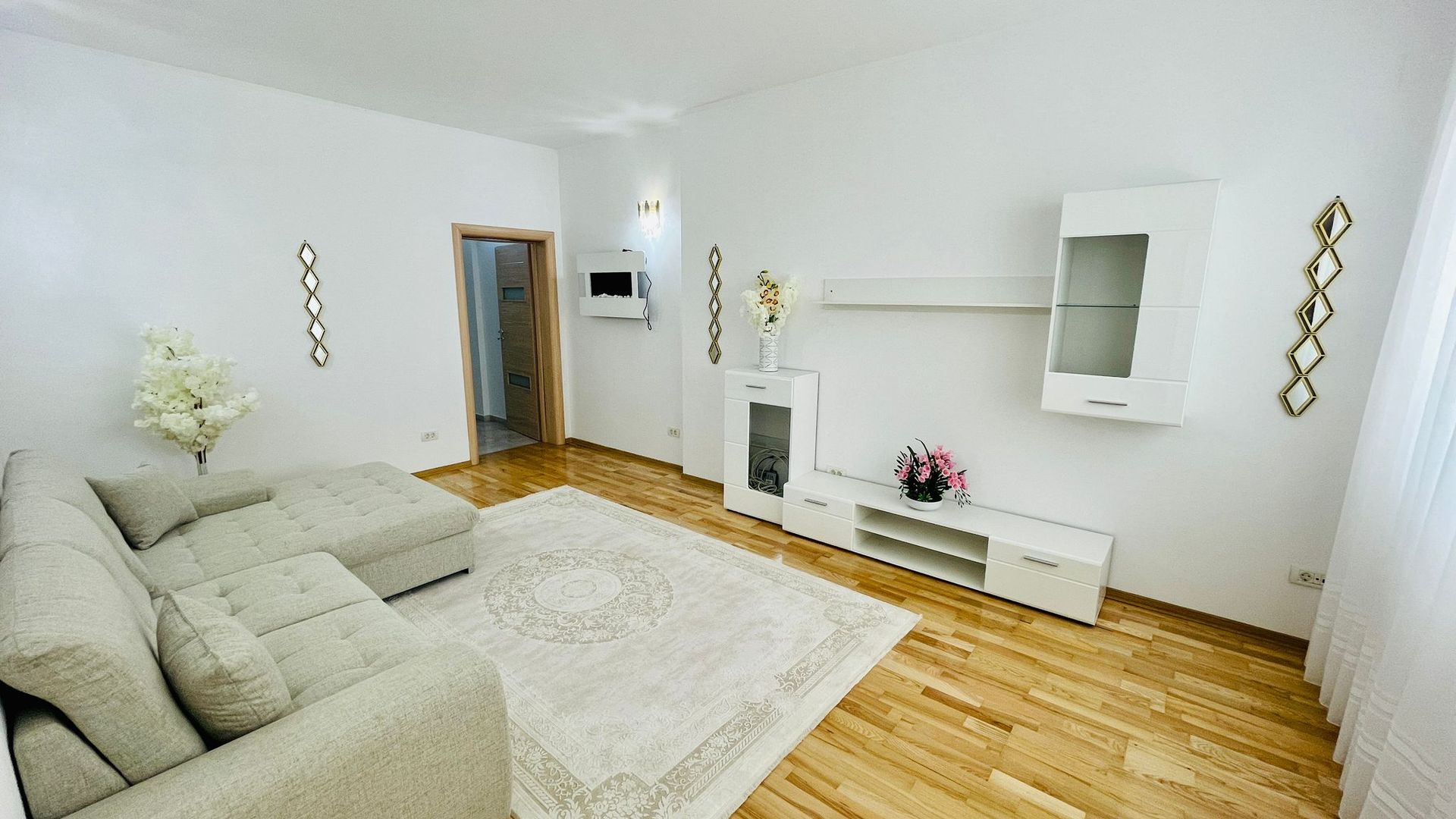 Casa  de vanzare tip duplex 5 camere Cioplani - Poză 11