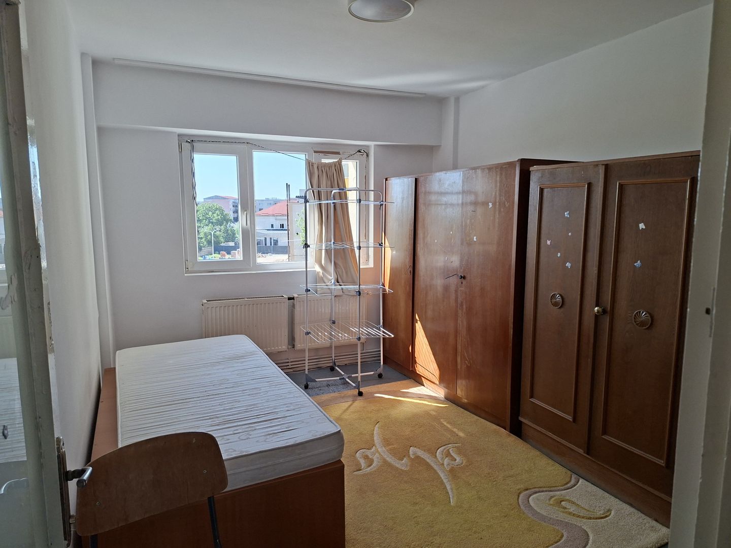 BRASADAS inchiriaza ap cu 4 cam etaj 3/8 cu lift in Micro 17. - Poză 2