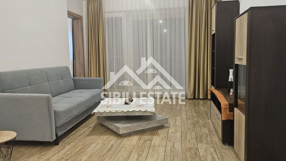 Apartament de inchiriat cu  3 camere,balcon, loc de parcarare, mobilat si utilat - Poză 1