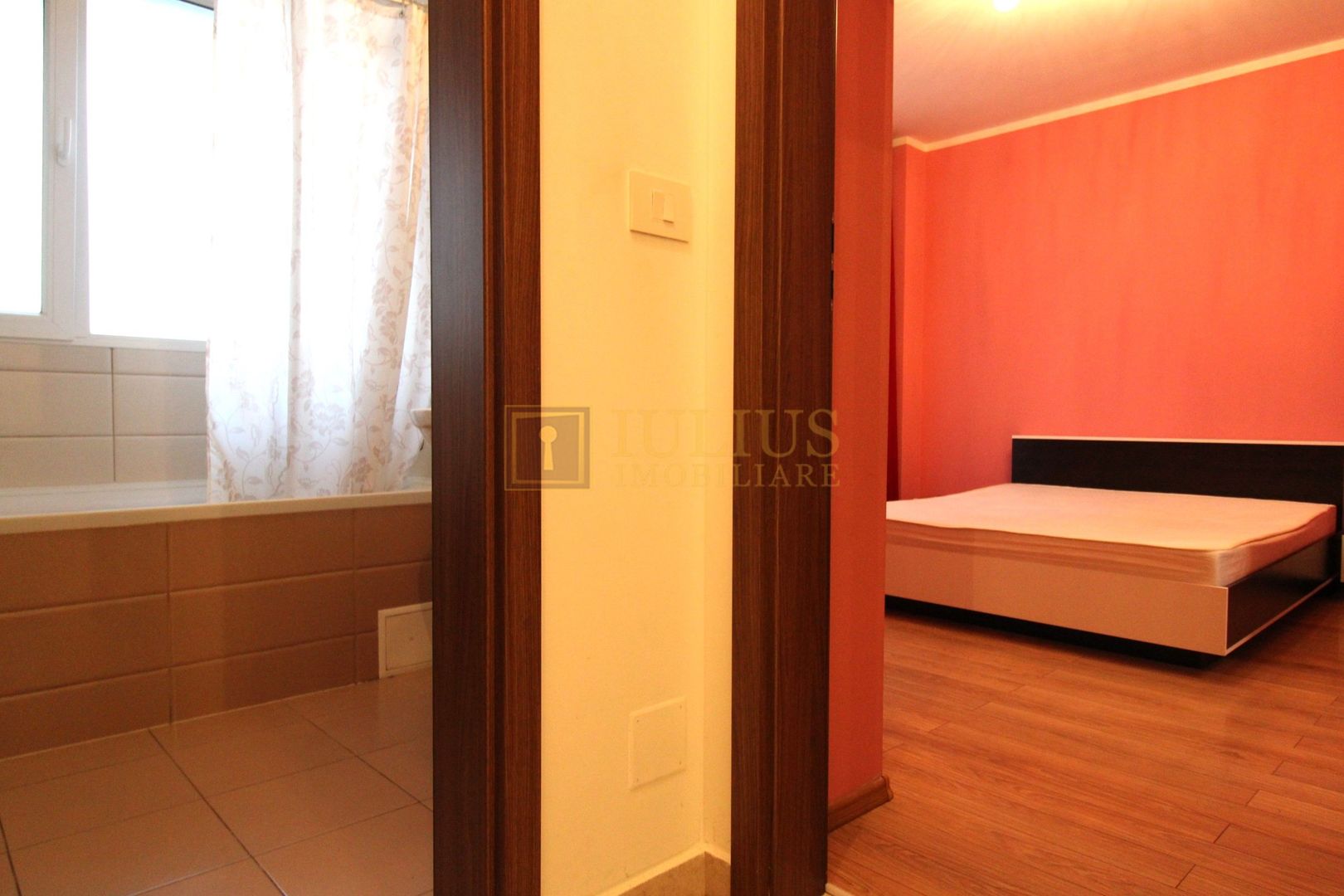 Aradului - Iris, 2 camere, loc de parcare + boxa. - Poză 7