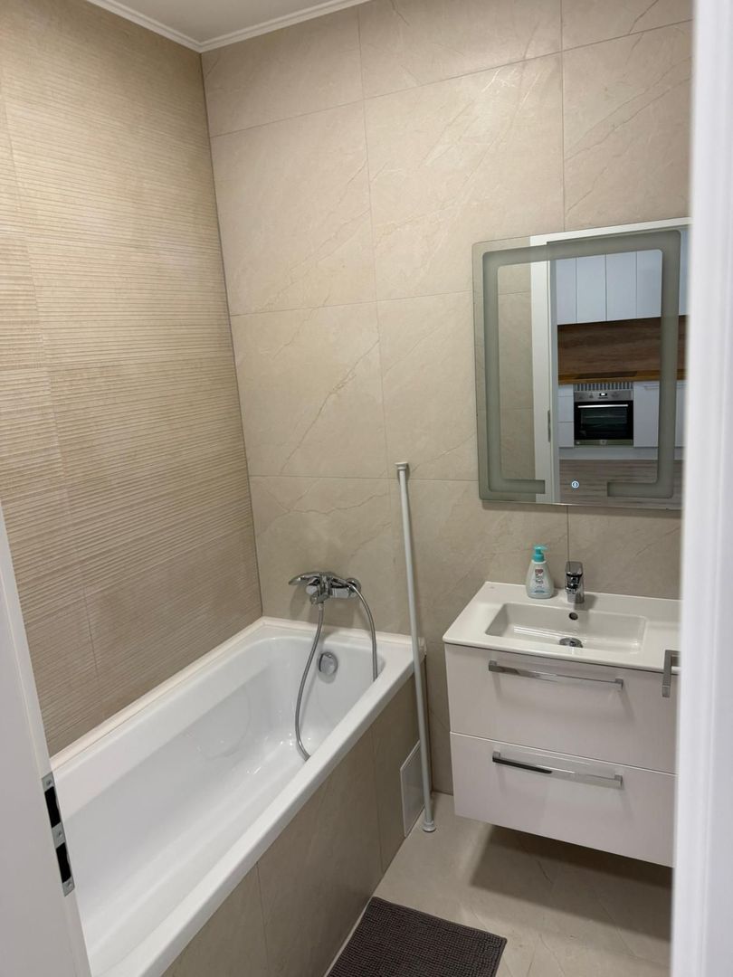 Apartament 2 camere la parter inalt de vanzare in Prima Arena - Poză 11