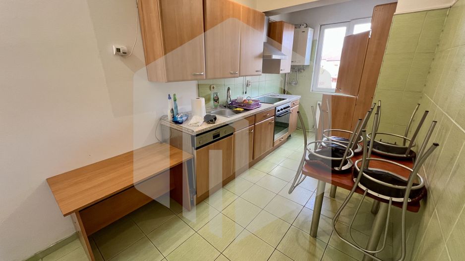 Apartament 3 camere de închiriat-Str.Uzinei-zona Spital/Gara - Poză 4