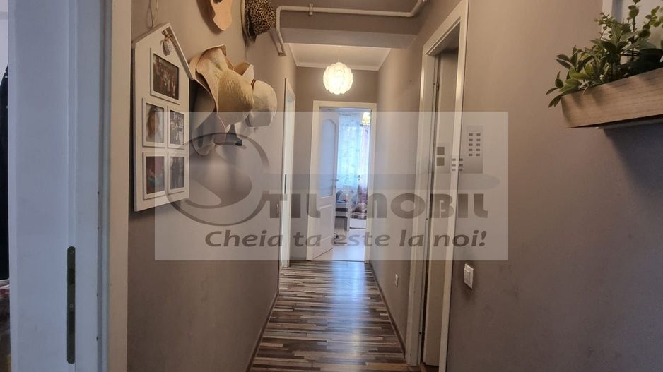 Ap cu 3 camere, 58 mp + terasa 40 mp si loc de parcare - 115000 euro - Poză 8