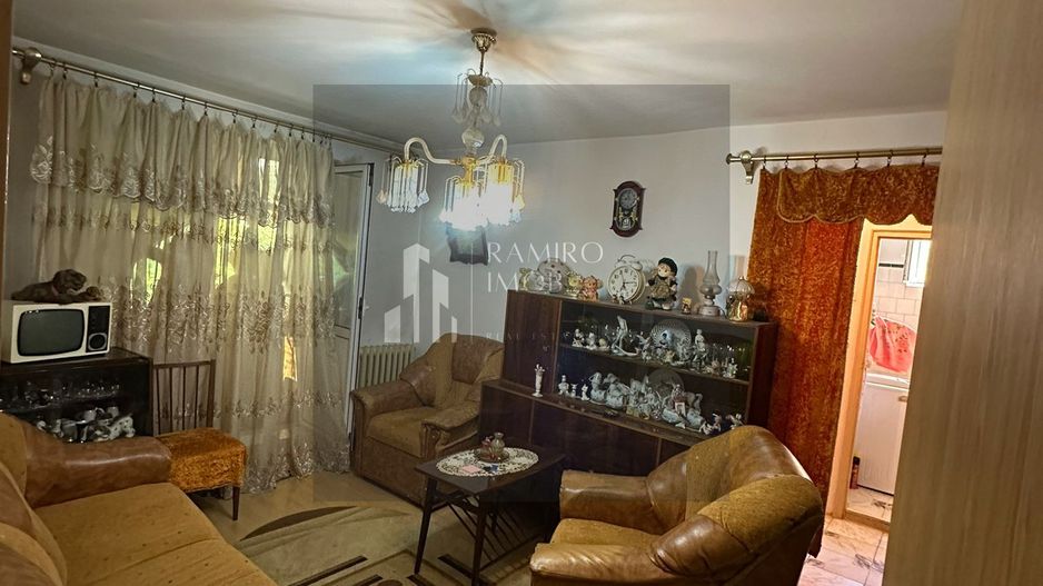 Apartament 3 camere Piata Progresul /etaj 2 - Poză 2