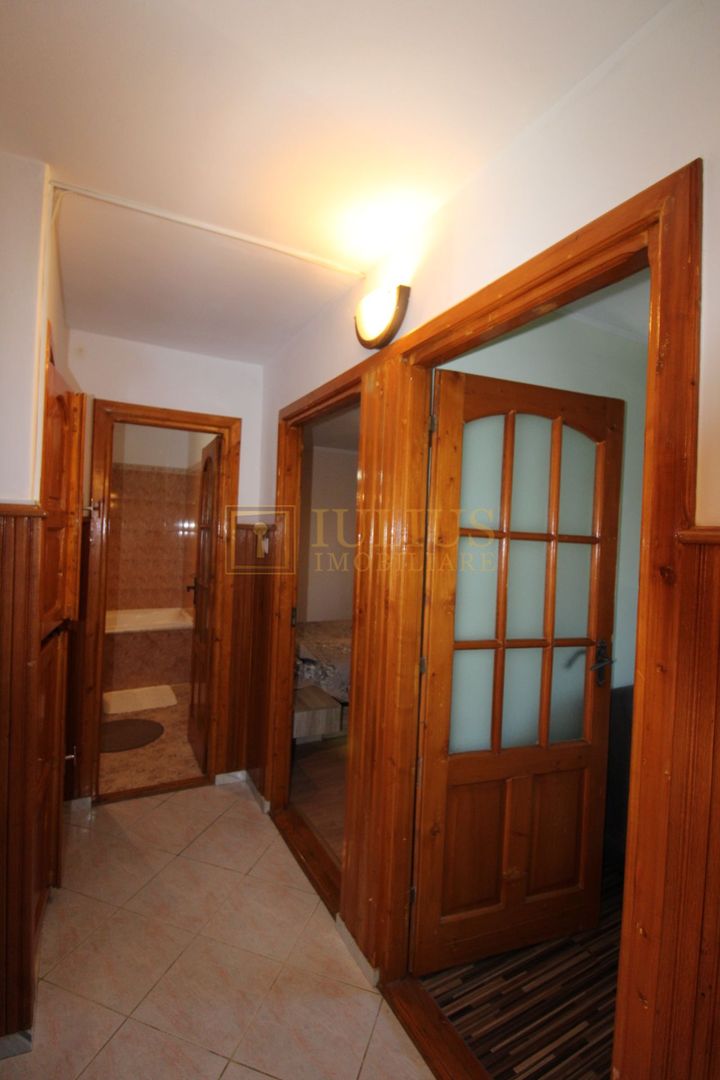 3 camere, centrala proprie, boxa la subsol - Poză 17