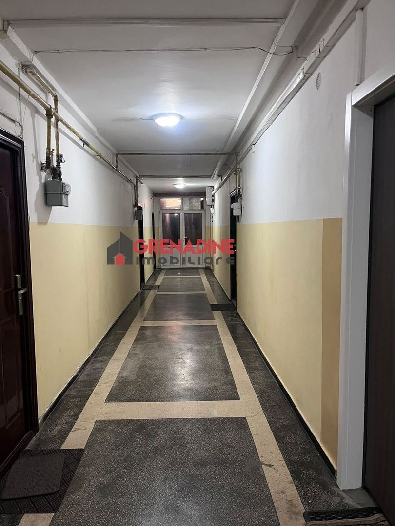 Garsoniera cu Baie Proprie - 12 mp Renovata - Zona Astra - Poză 6