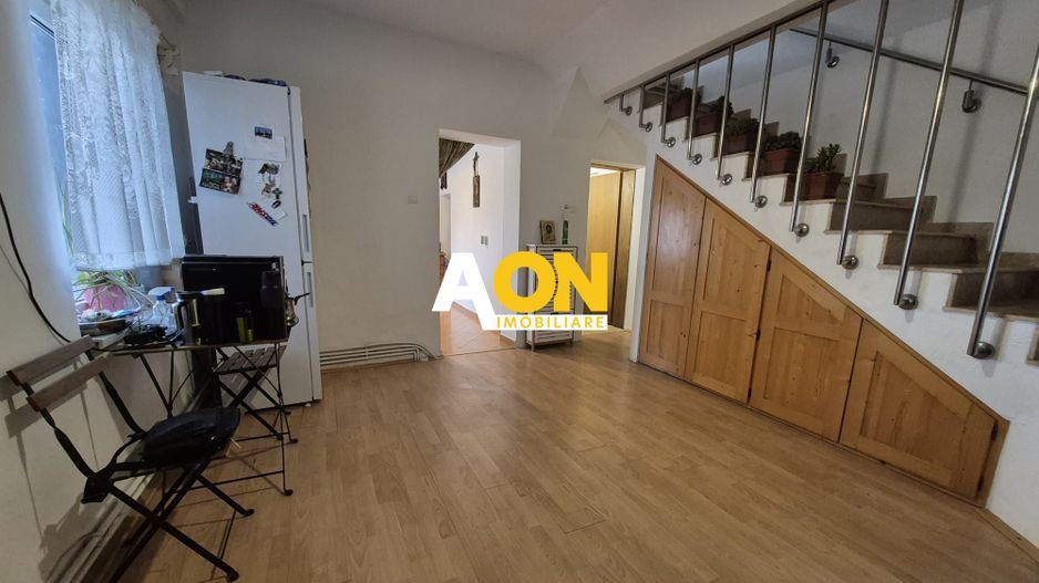 Casa 4 Camere, P+1, 195 mp, Teren 232 mp, Zona Centrala F. Buna - Poză 2