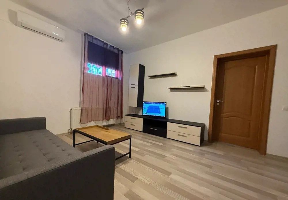 Apartament cozy la demisol, 2 camere Gorjului - Poză 1