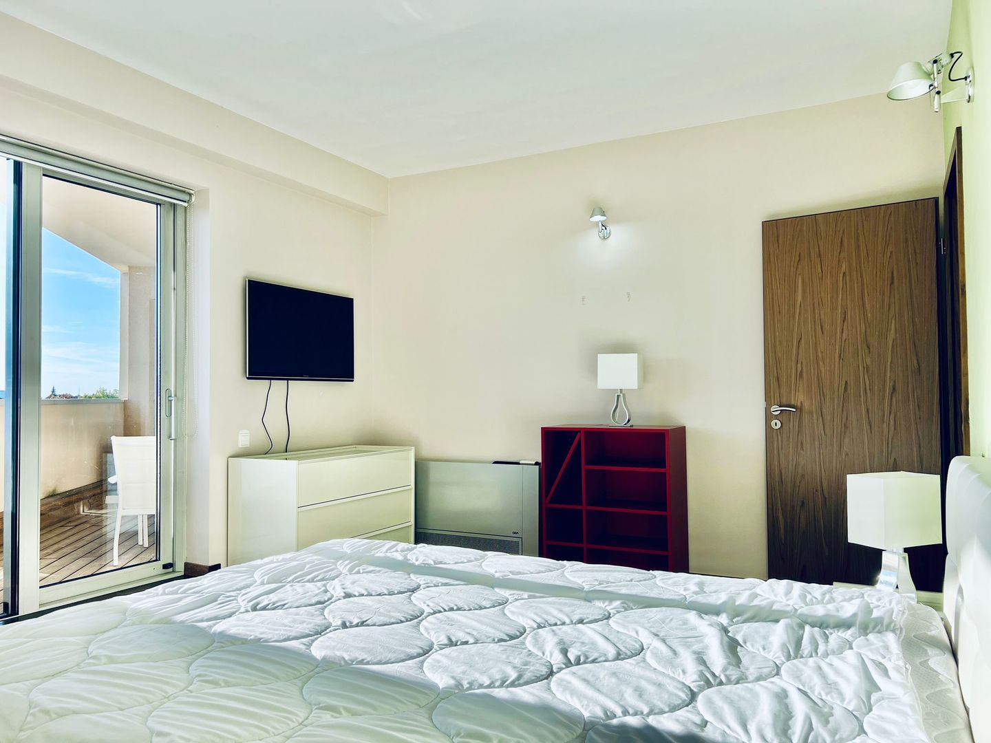 Apartament cu parcare subterana - Poză 13