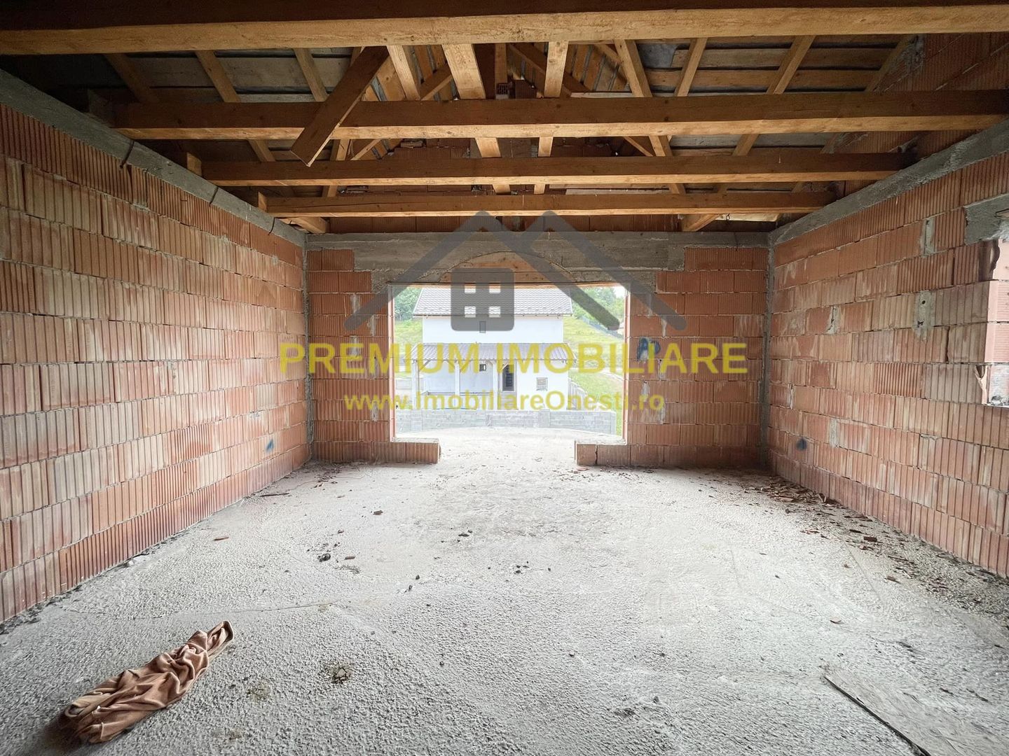 Casa Cartier Andrasesti - la rosu - Poză 8