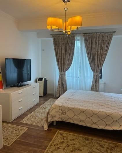 Apartament 3 camere de vânzare – Mamaia Cazino - Hot Sale - Poză 2
