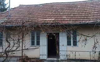 Casă veche în zona Ernei - Poză 2