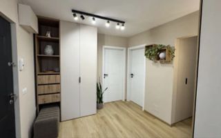 3 camere mobilat modern, la cheie, etaj intermediar - Poză 9