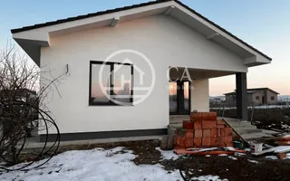 Casă de vânzare cu 4 camere in cartierul Bălcescu, Oradea - Poză 13