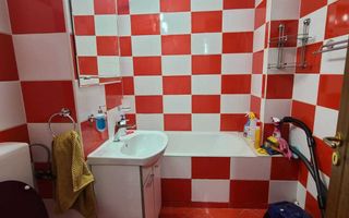 De vânzare – apartament modern cu 2 camere în Tudor, pe bulevard! - Poză 4