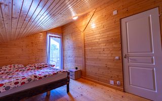 Casa de Vacanta | 5 camere | Foisor | Jacuzzi | teren 4000 m2 | Valeni - Poză 15