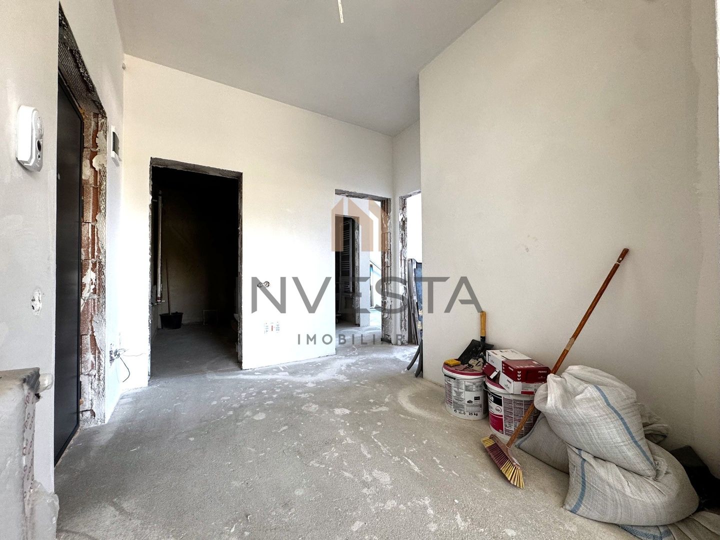 Apartament 3 camere si terasa de 84 mp cu vedere spre padure, Floresti - Poză 4