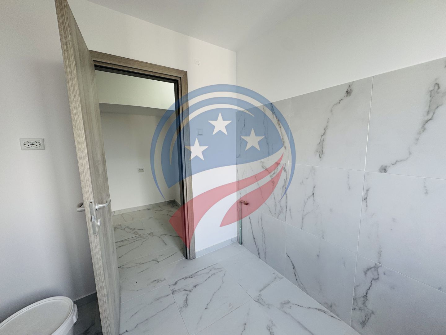 Apartament cu doua camere, de INCHIRIAT- Zona Gara - Poză 3