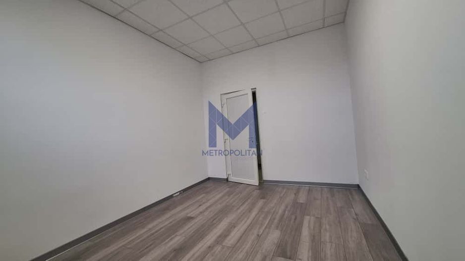 Spațiu birouri 13 mp, proaspăt renovat, cheltuieli incluse - Poză 2