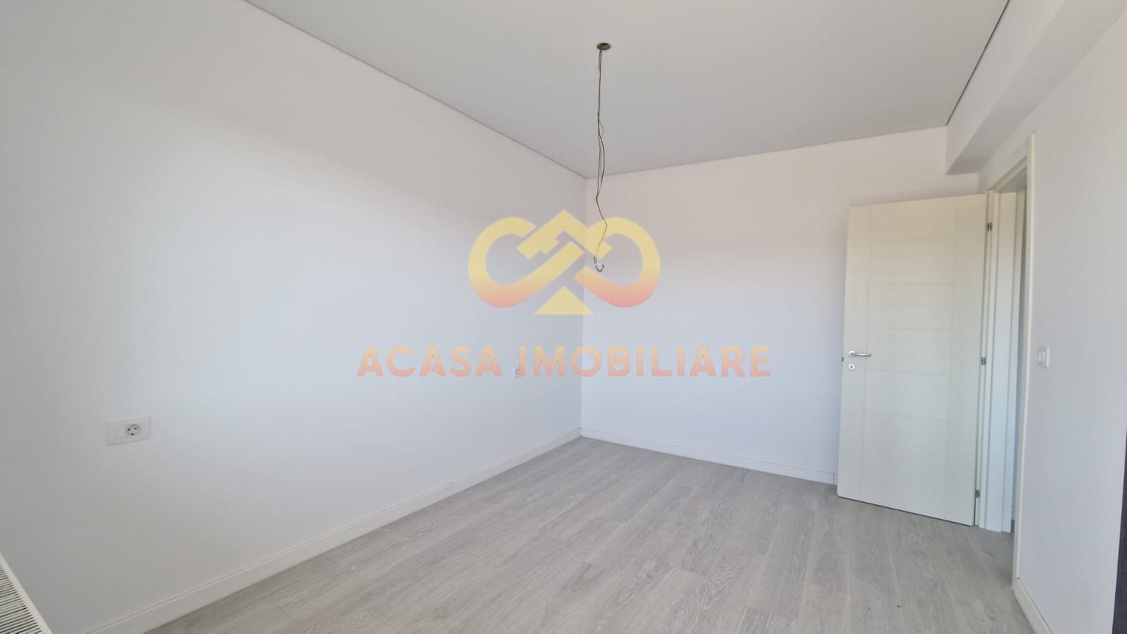 BUCIUM IDEAL INVESTITIE AP. 2 CAMERE OPEN SPACE - Poză 11