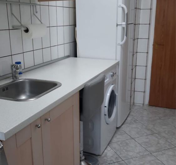 Închiriere Garsonieră Decomandată - Poză 1